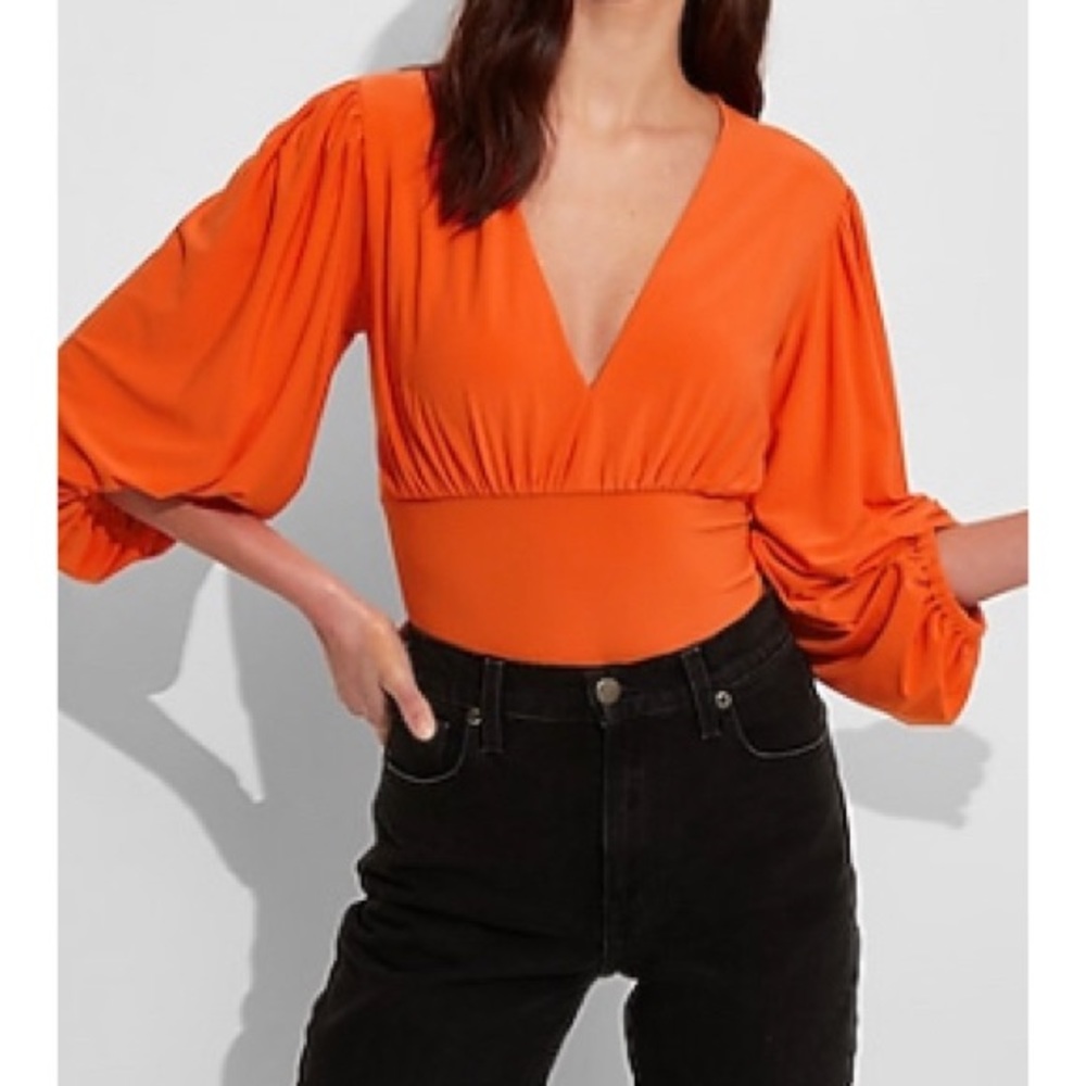 Express Deep V-Neck Balloon Sleeve Thong Bodysuit. Color - Bonfire
Size - S/ M